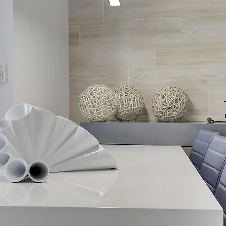 De Luxo A 20 M Da - Ace Algarve Apartmán Armação de Pêra
