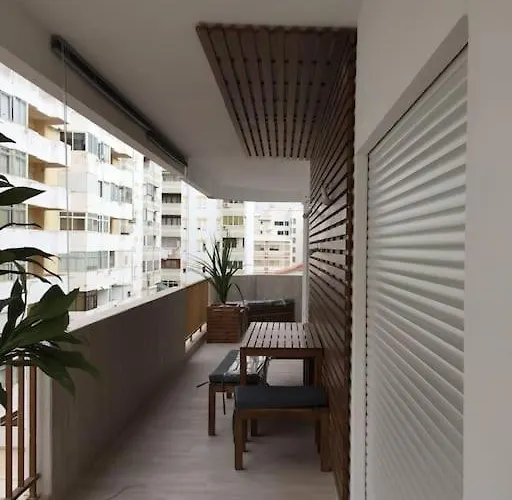 De Luxo A 20 M Da - Ace Algarve *
